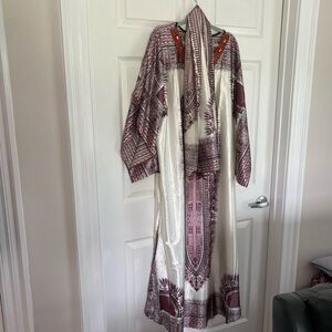 Elegant Purple and Cream Kaftan with Scarf